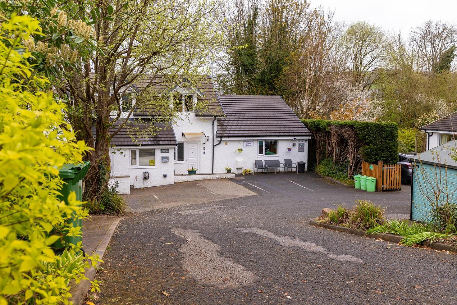 Roger Ground Guest House - With Onsite Car Parking Windermere Extérieur photo