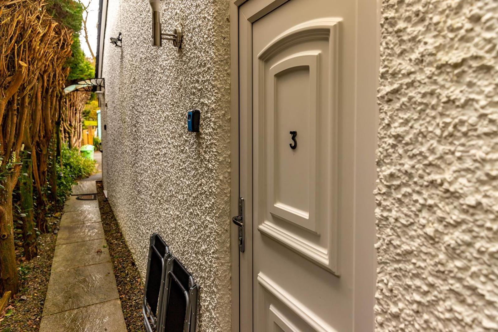 Roger Ground Guest House - With Onsite Car Parking Windermere Extérieur photo